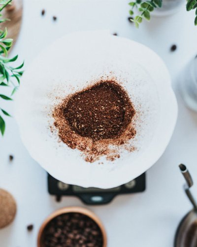 Peut-on mettre marc de café, dosettes et filtres au compost ?
